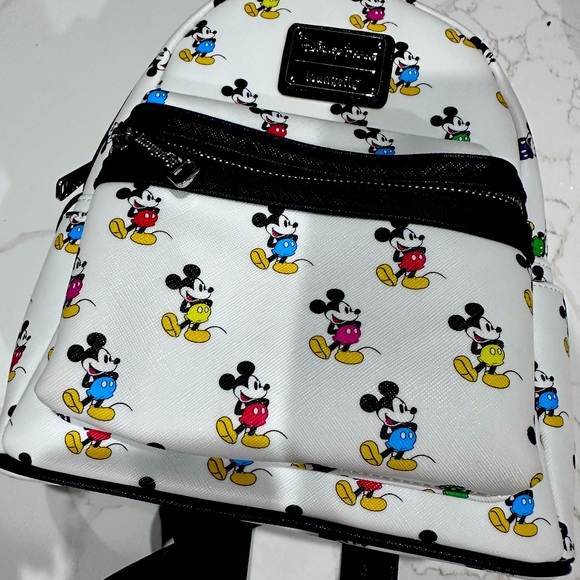 Loungefly Mickey Mouse  backpack - Picture 1 of 1